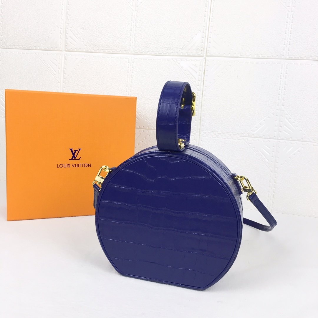Elite Carryalls
