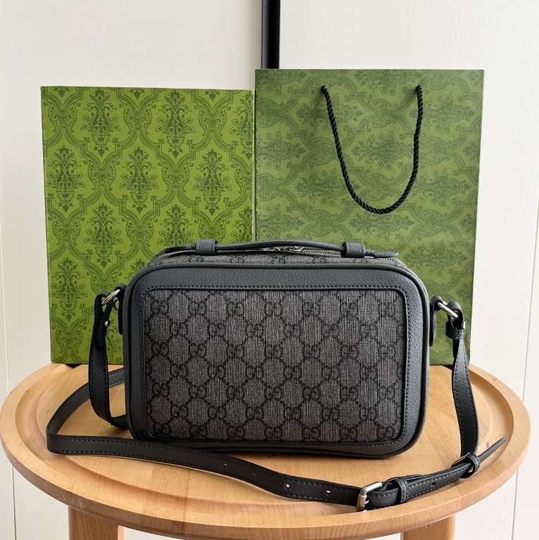 Elite Carryalls
