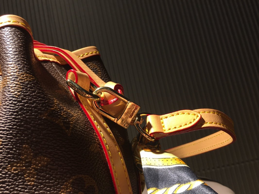 Elite Carryalls