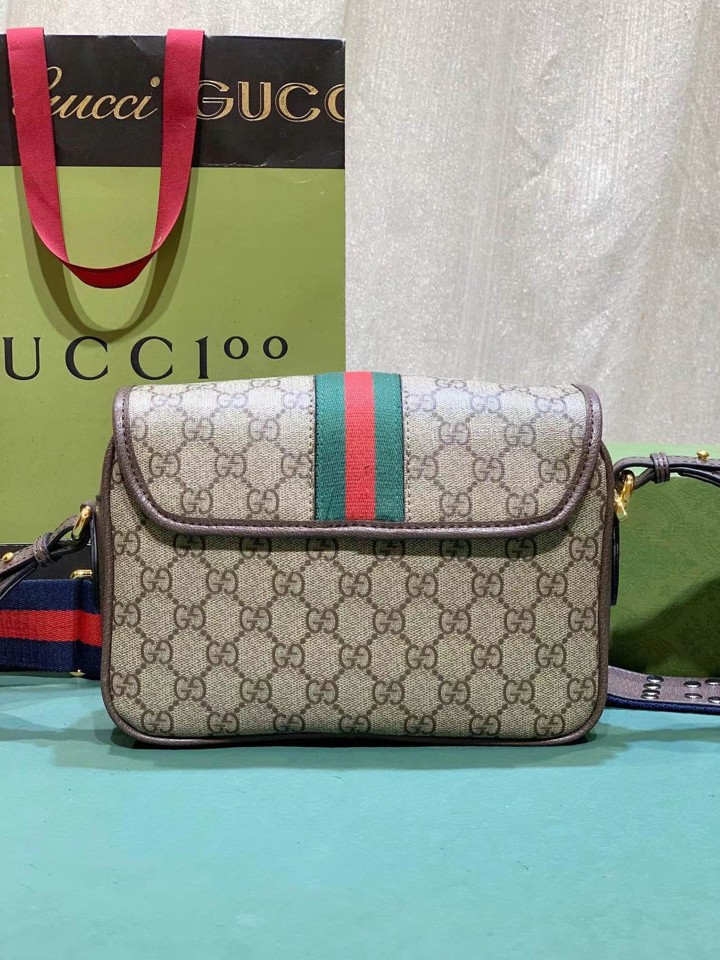 Elite Carryalls