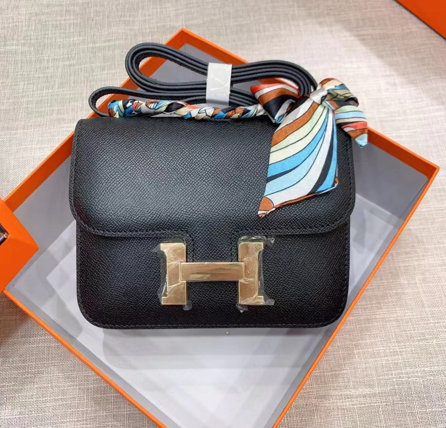 Elite Carryalls