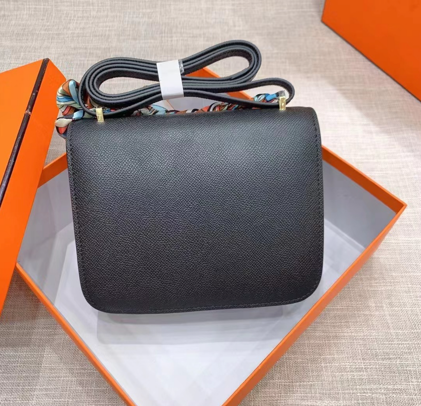 Elite Carryalls