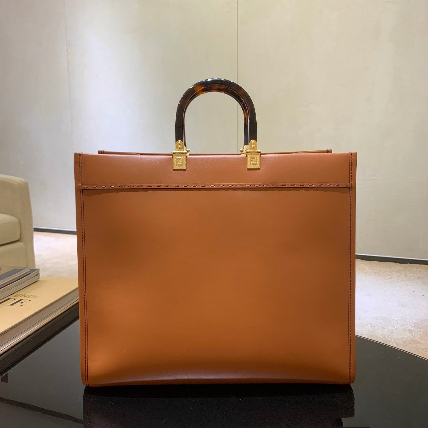 Elite Carryalls