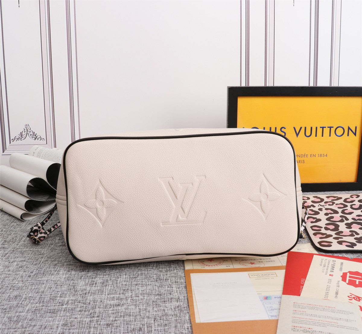 Elite Carryalls