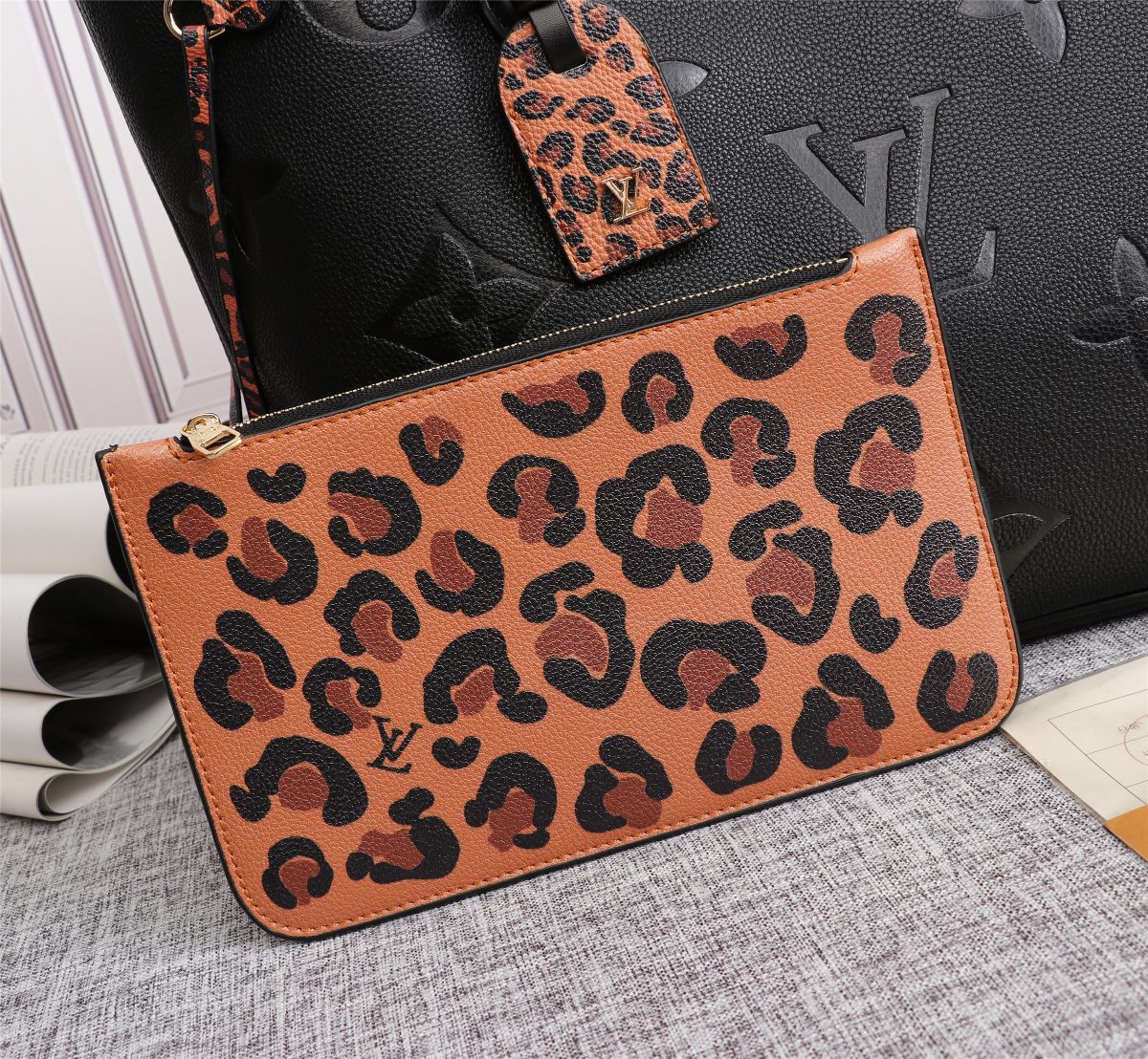 Elite Carryalls