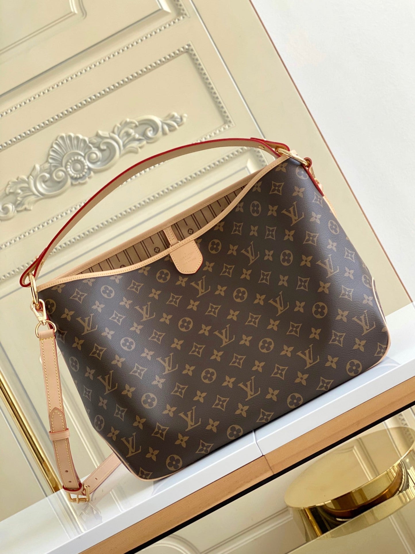 Elite Carryalls