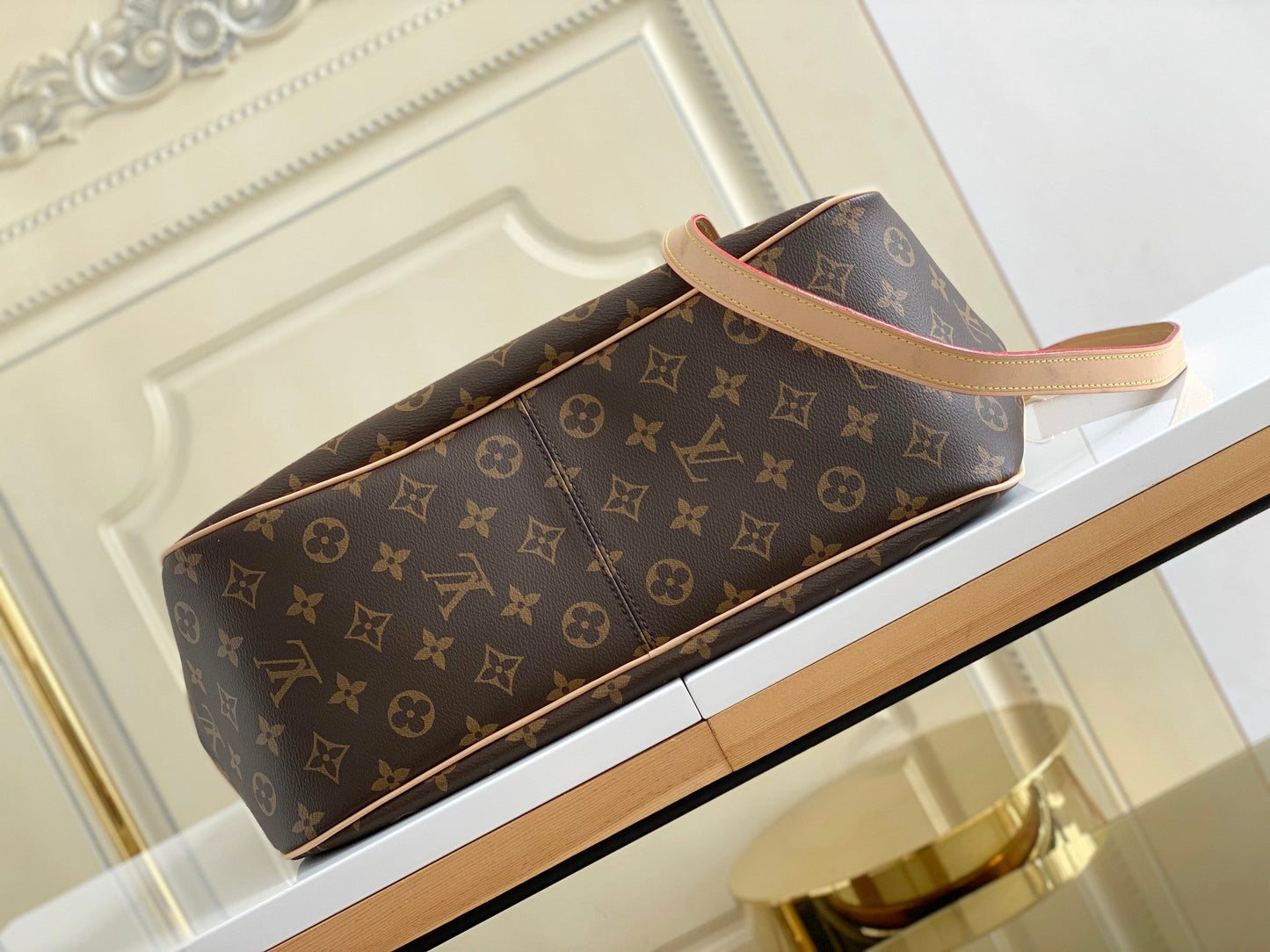 Elite Carryalls