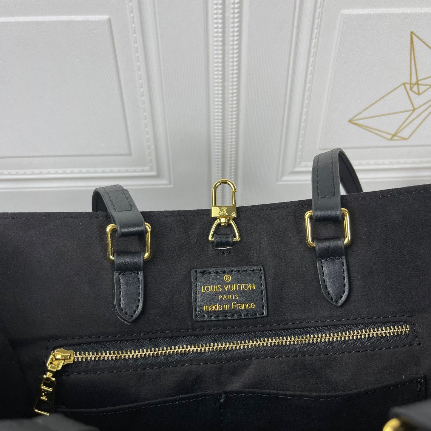 Elite Carryalls