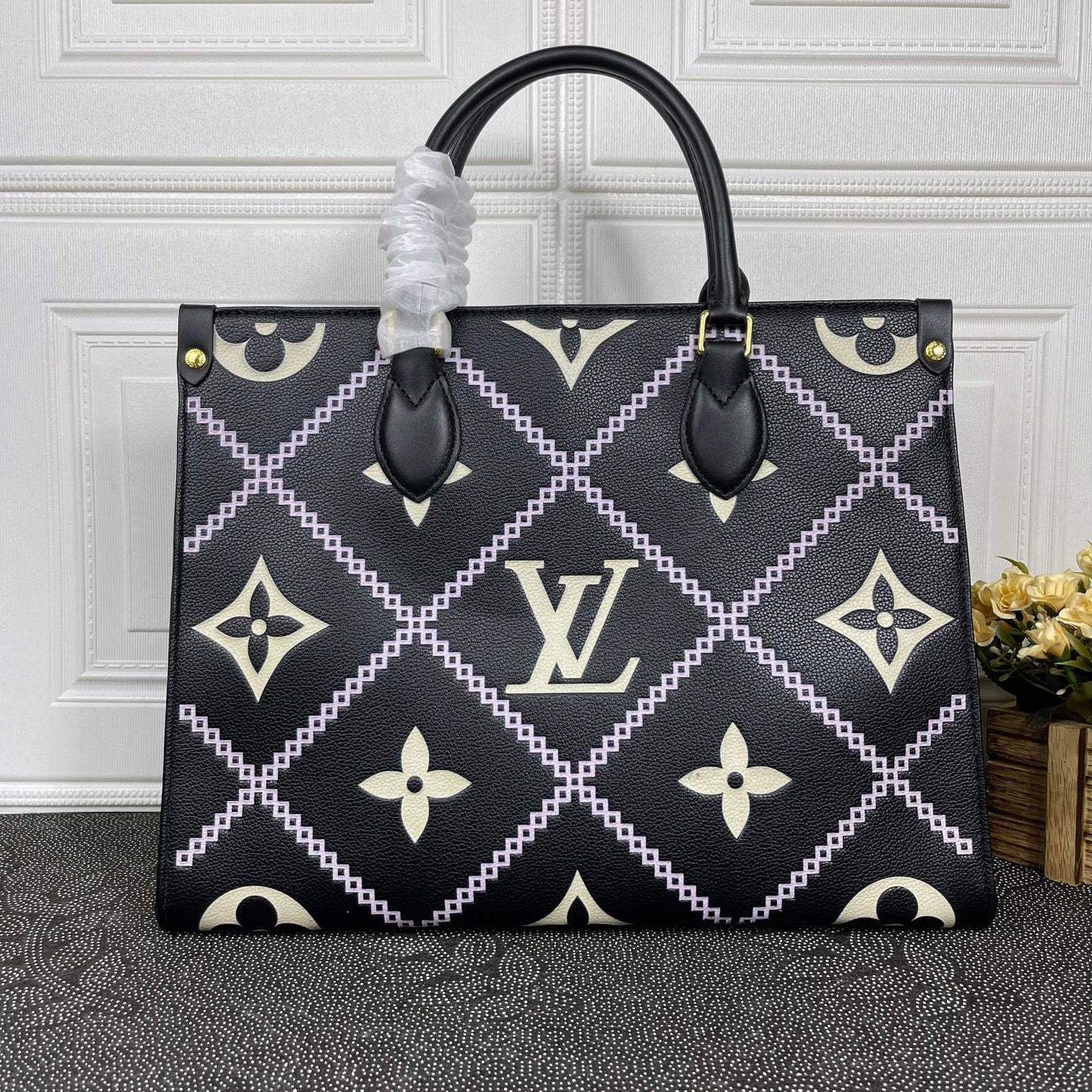 Elite Carryalls