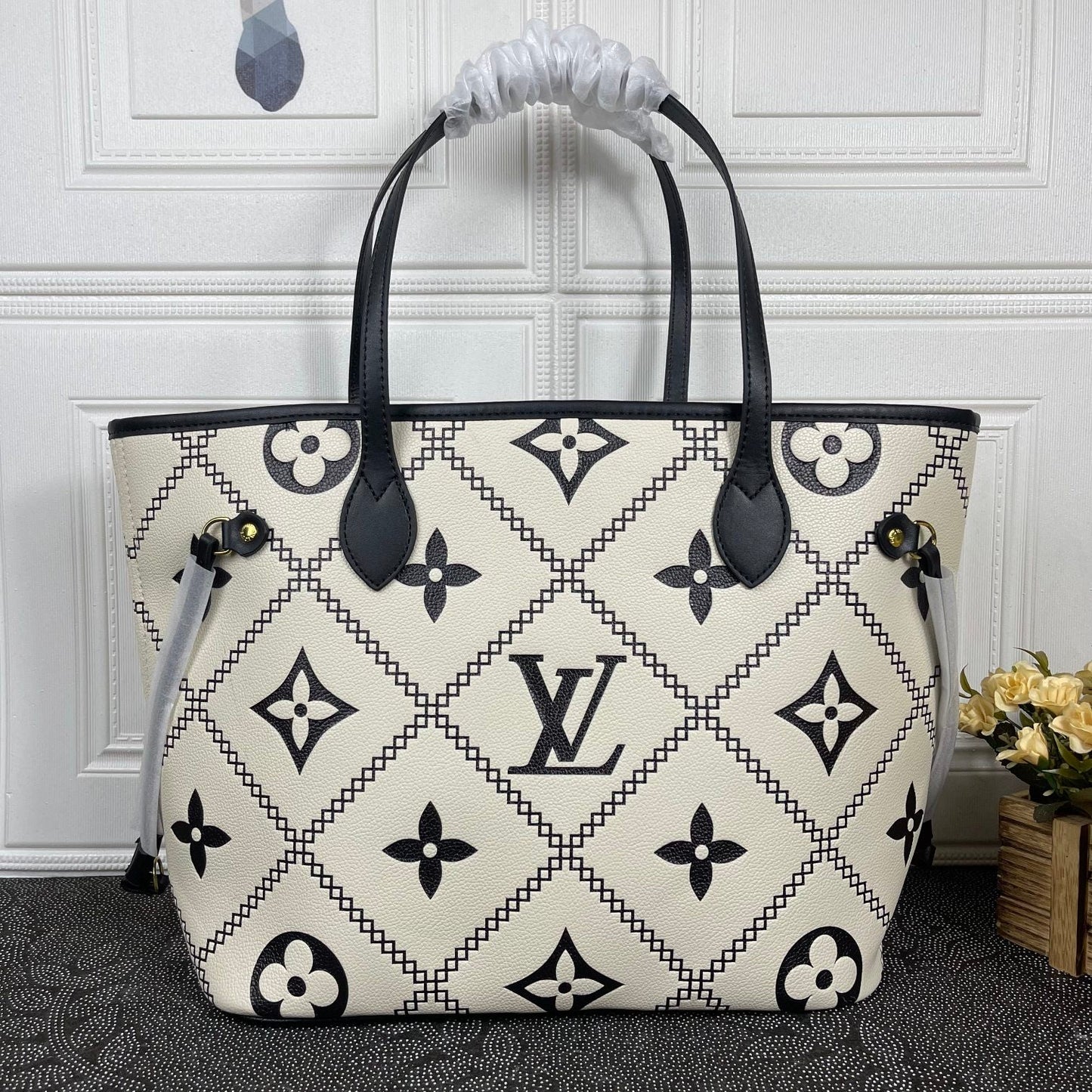 Elite Carryalls
