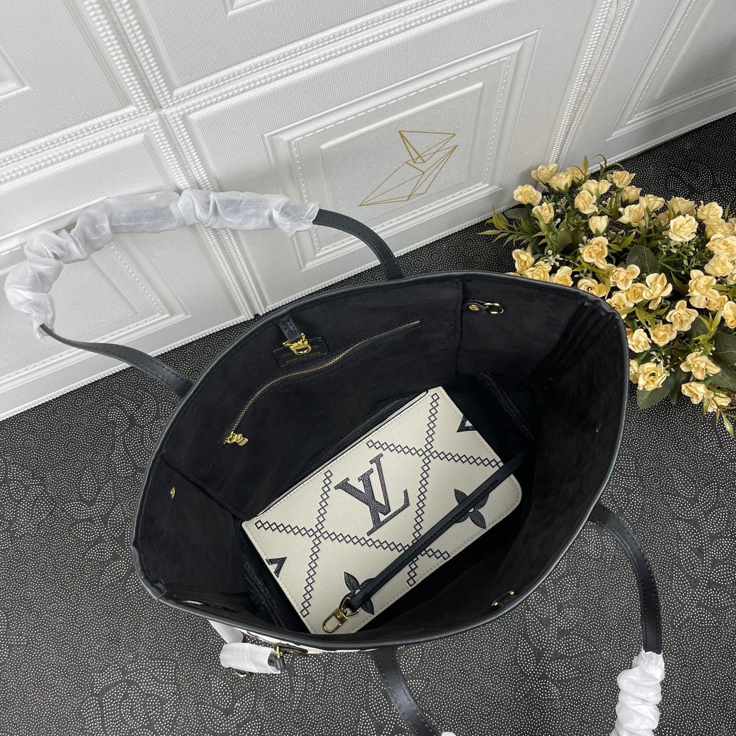 Elite Carryalls