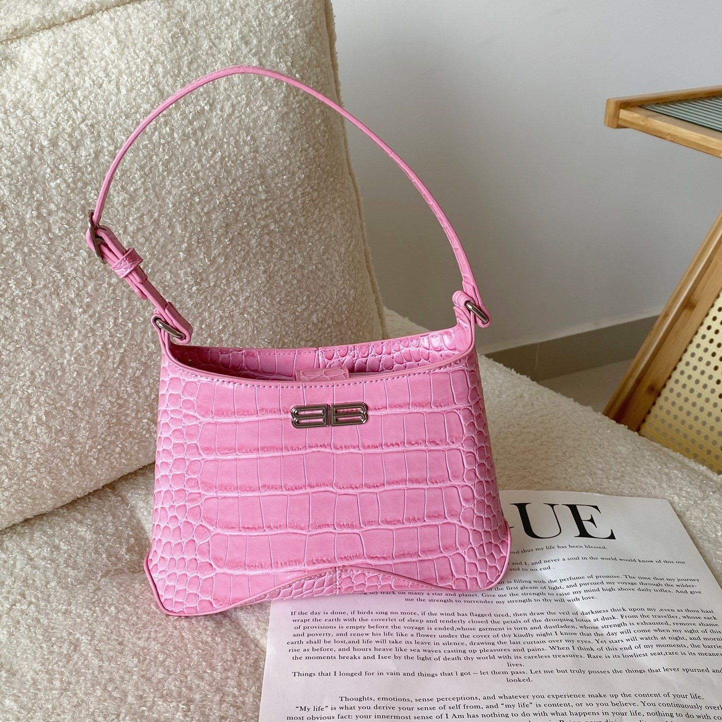 Elite Carryalls