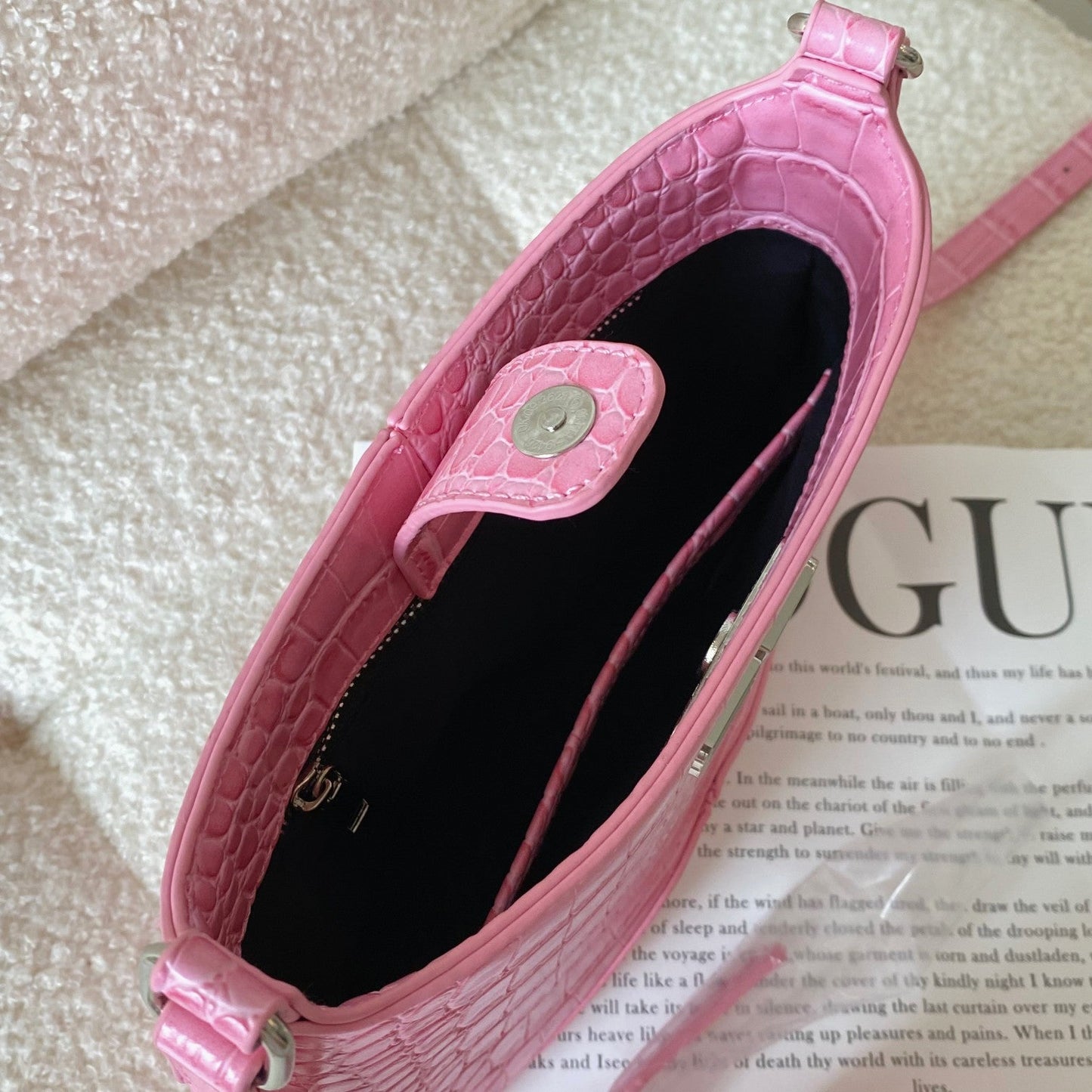 Elite Carryalls