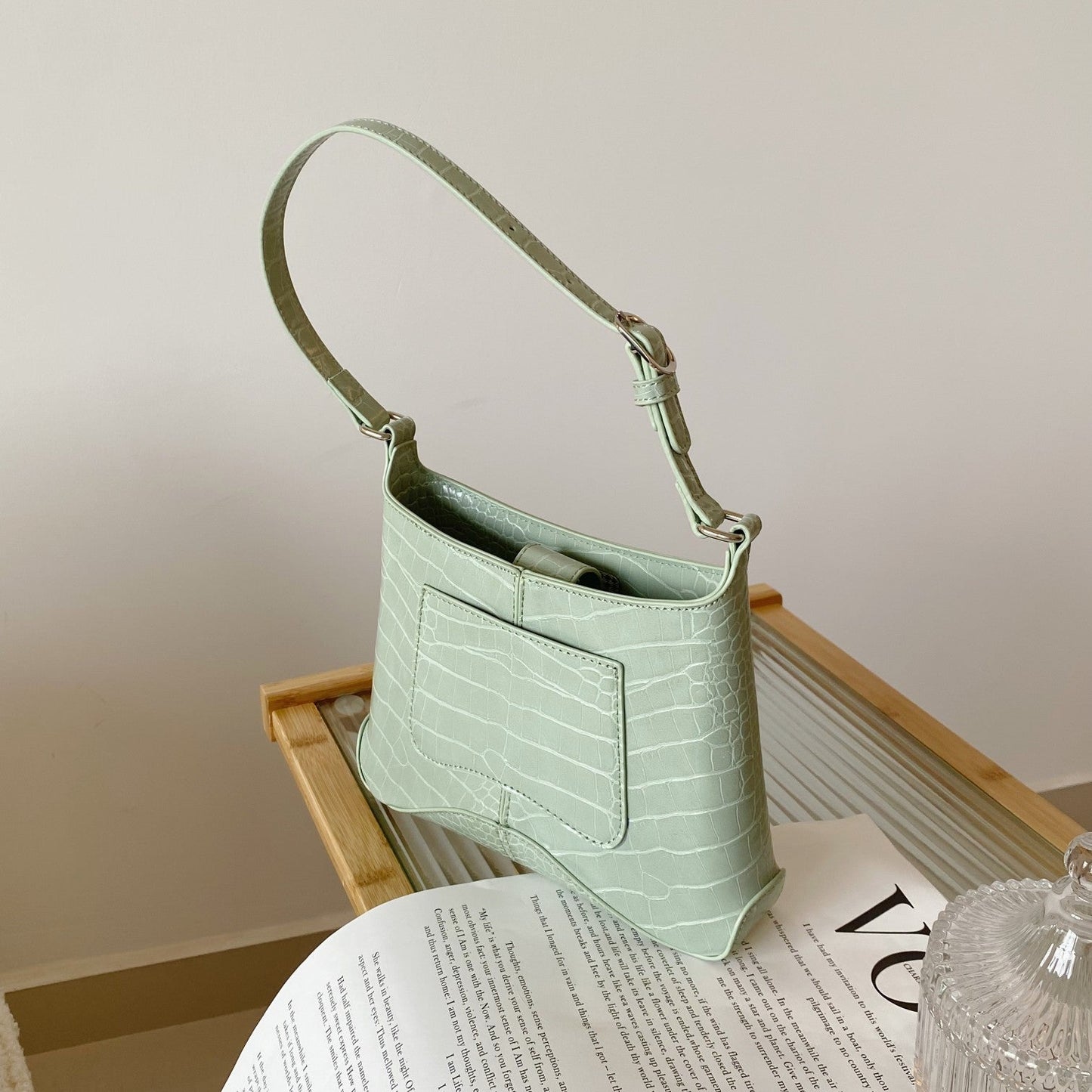 Elite Carryalls