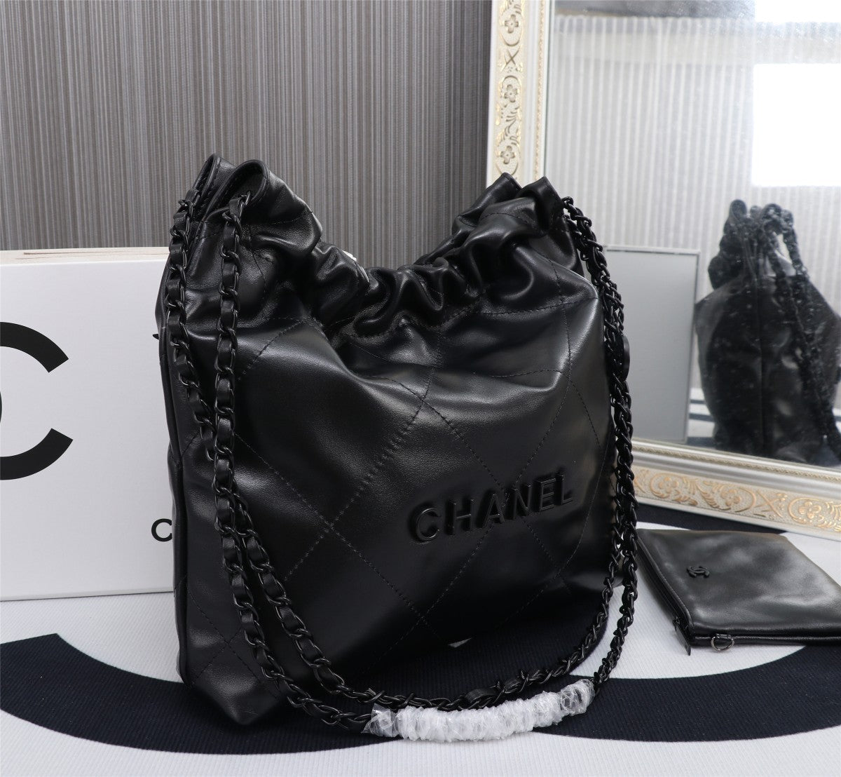 Elite Carryalls