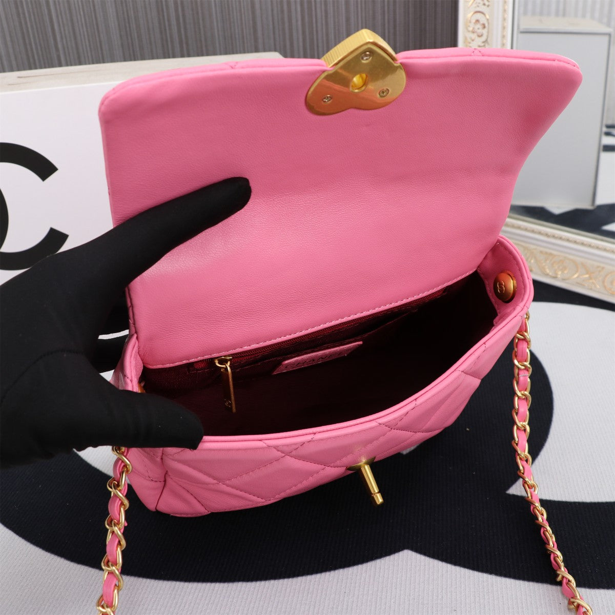 Elite Carryalls