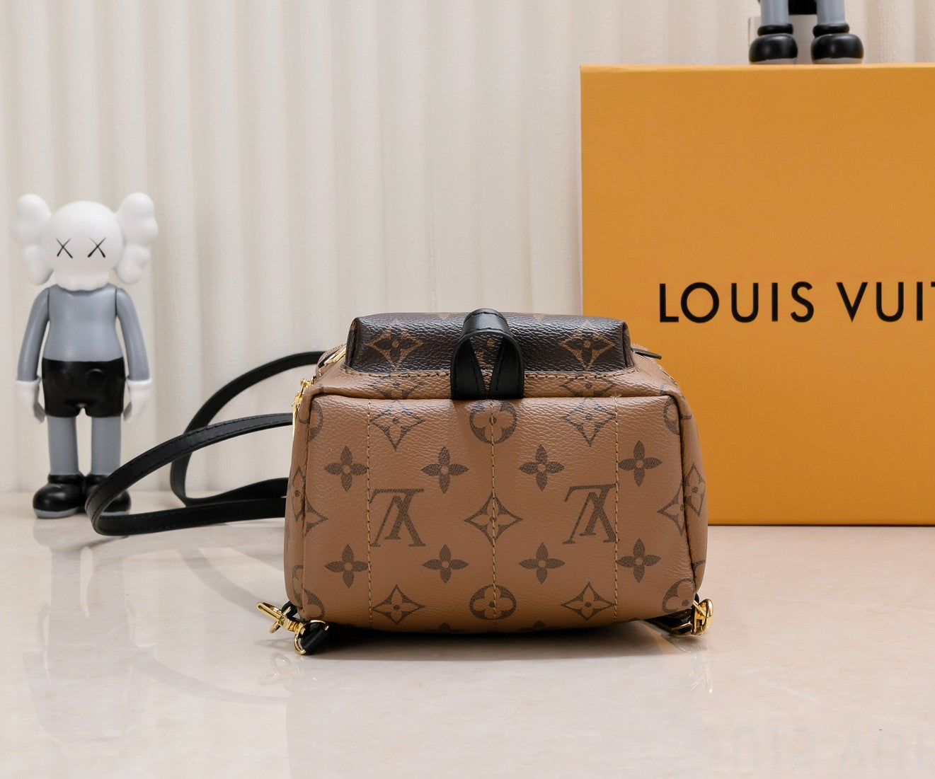 Elite Carryalls