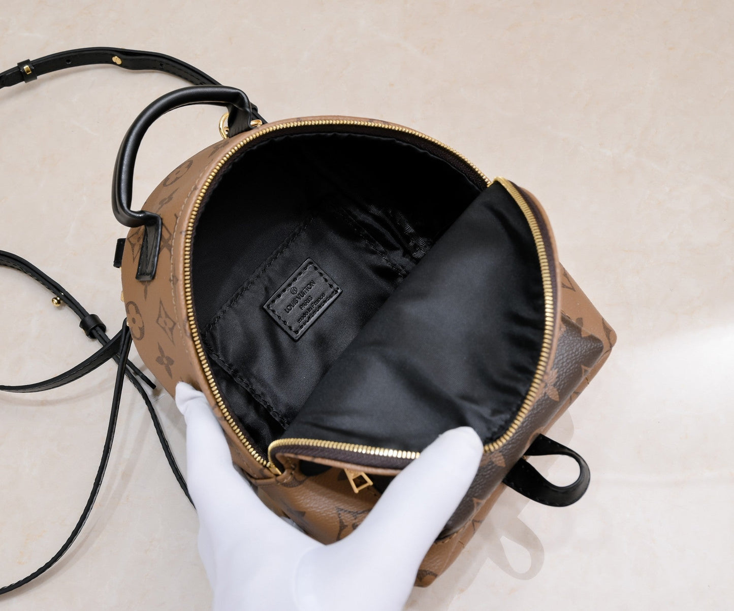 Elite Carryalls