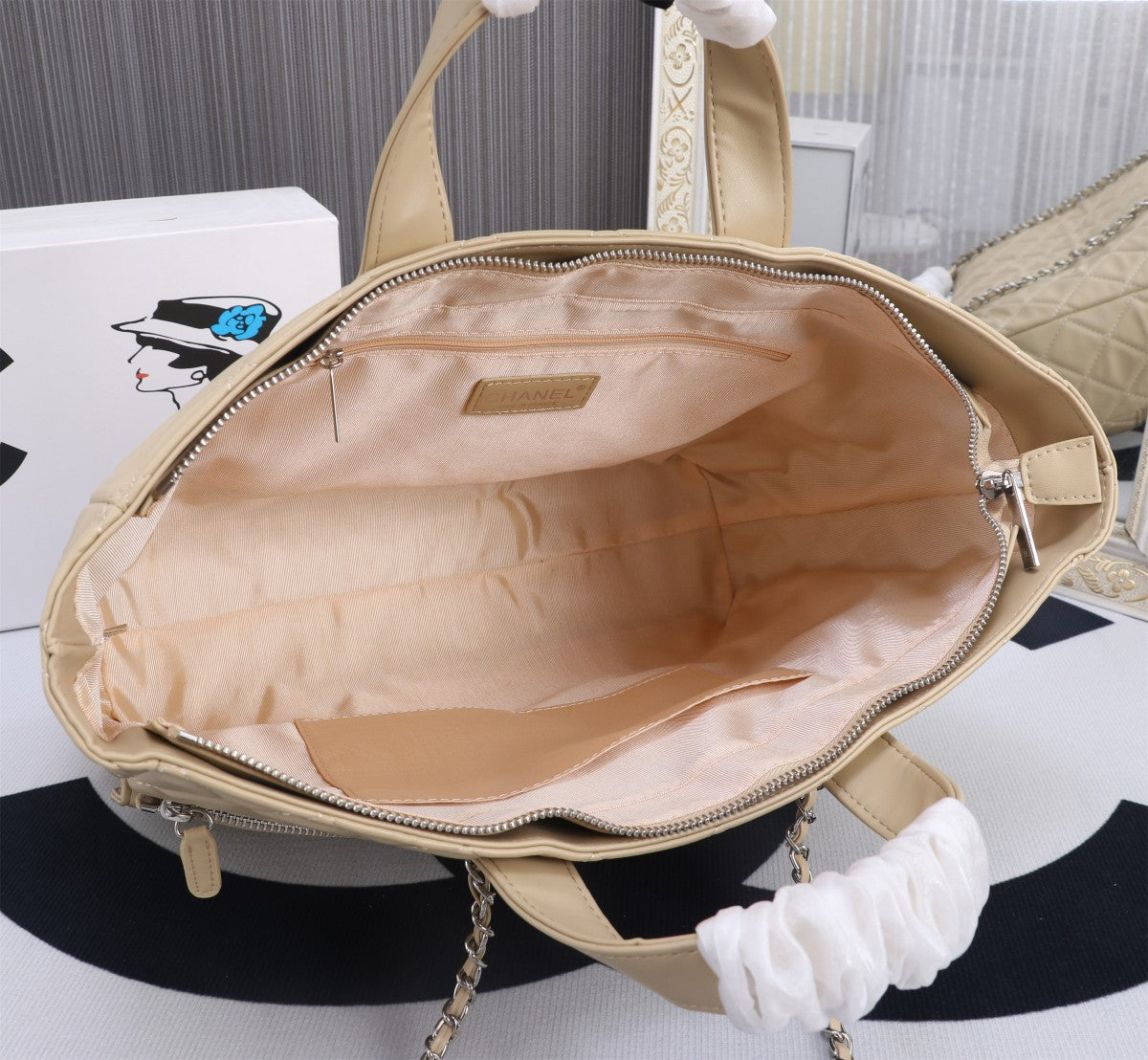 Elite Carryalls