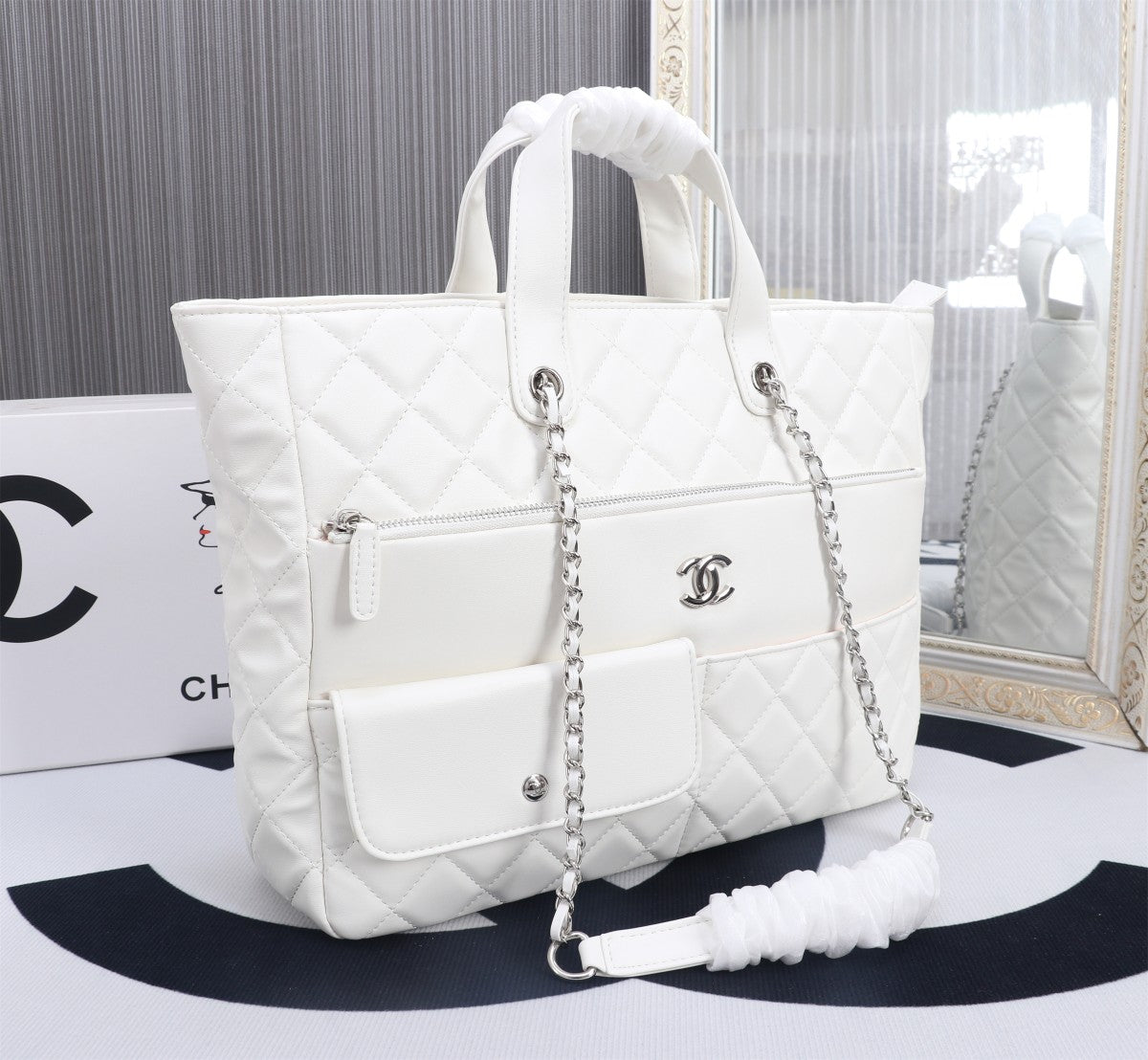 Elite Carryalls