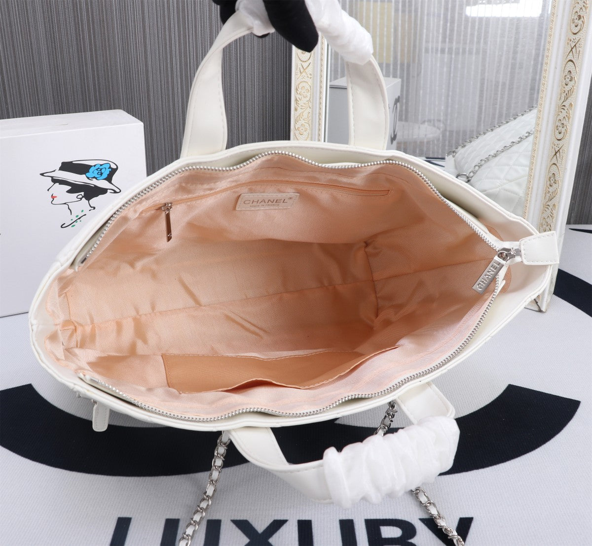 Elite Carryalls
