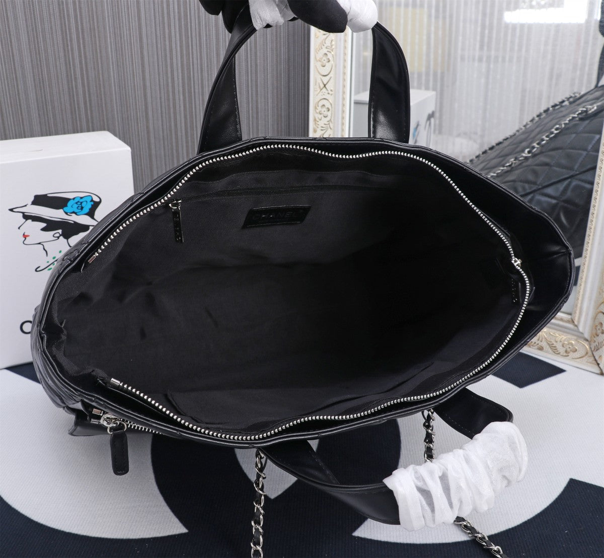 Elite Carryalls