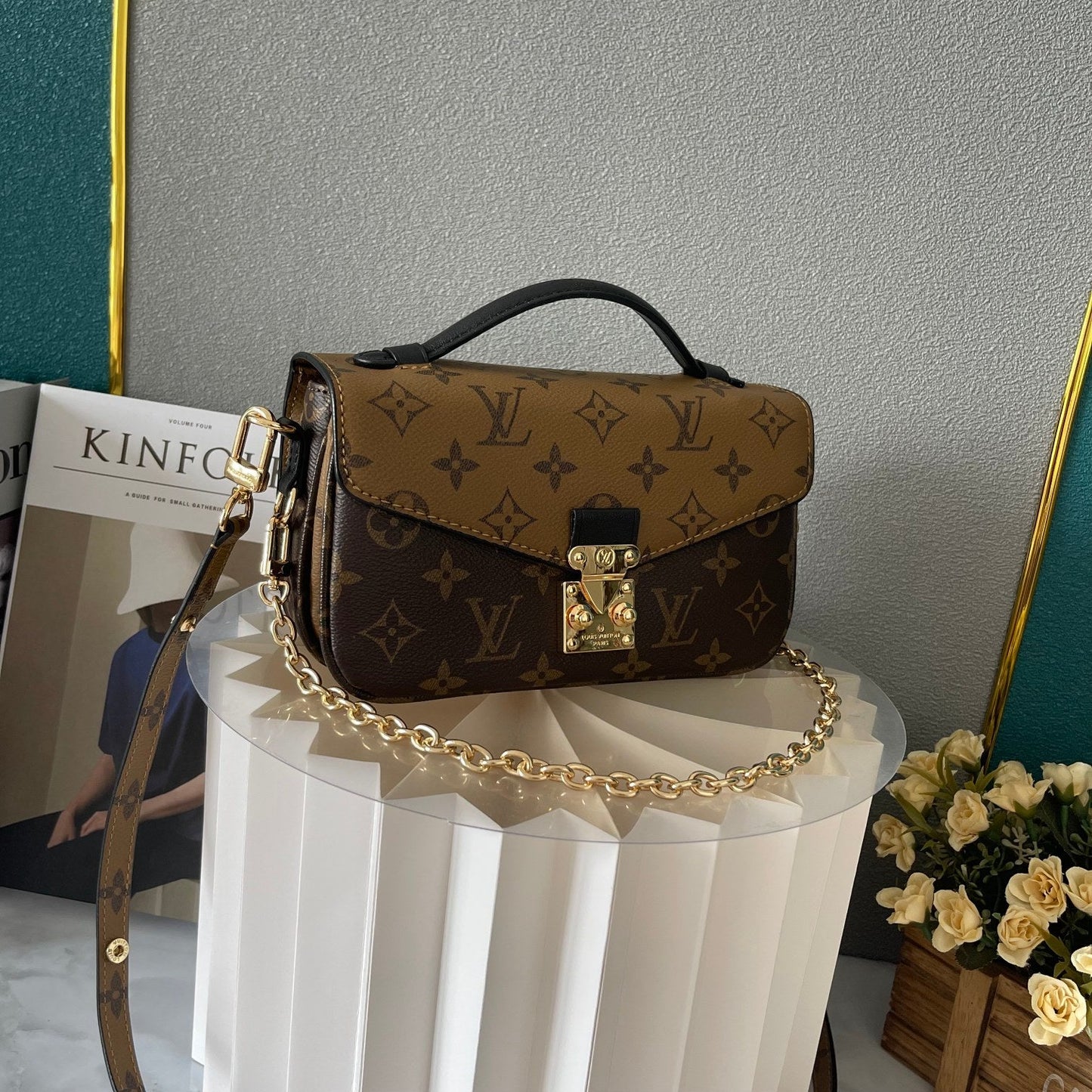 Elite Carryalls