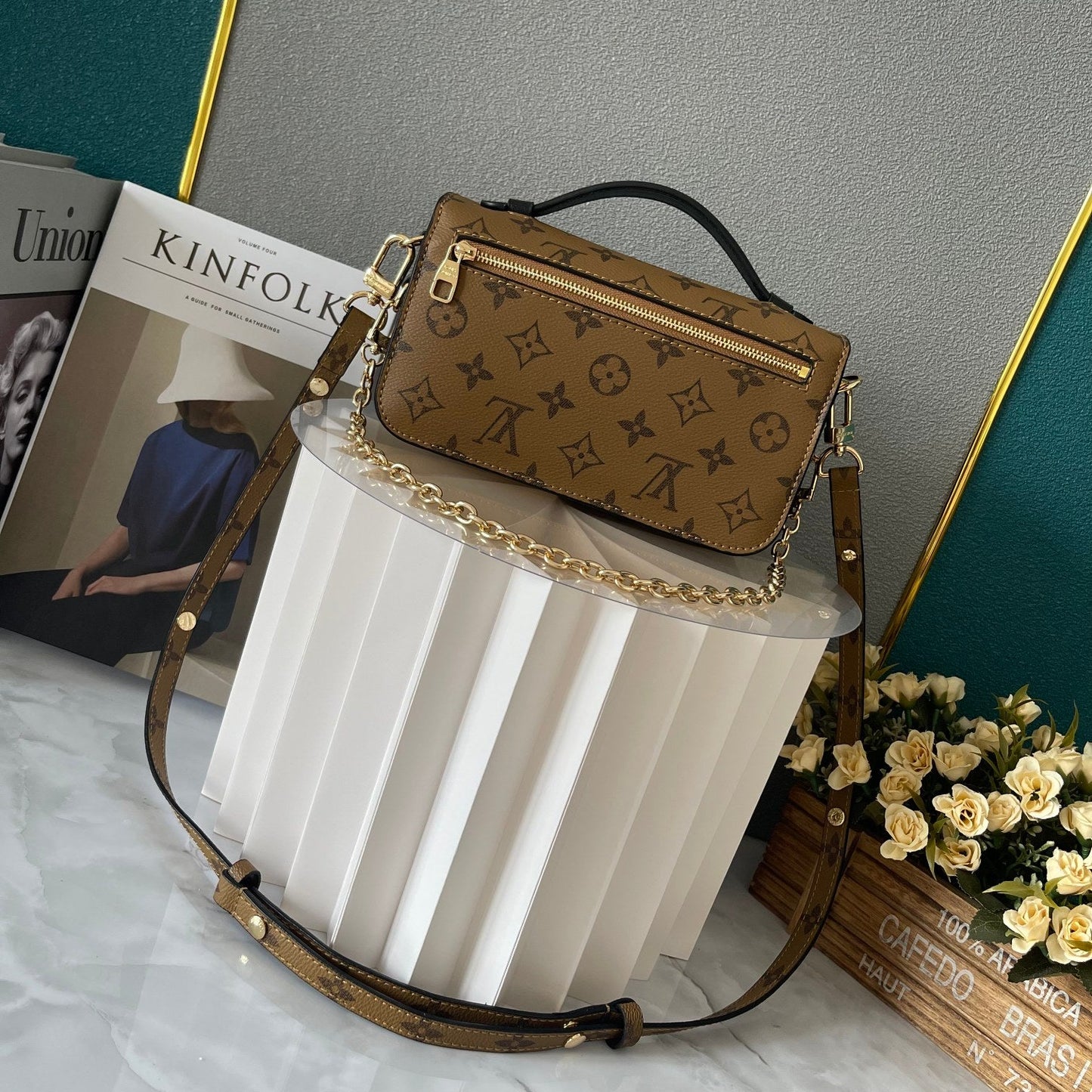 Elite Carryalls