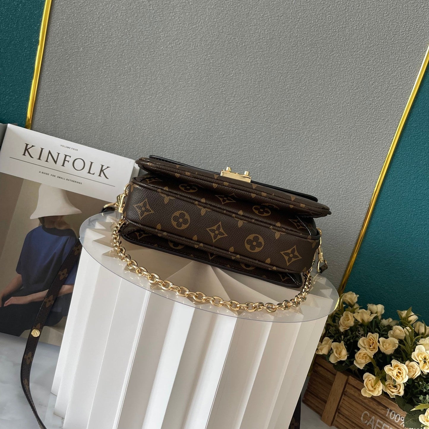 Elite Carryalls