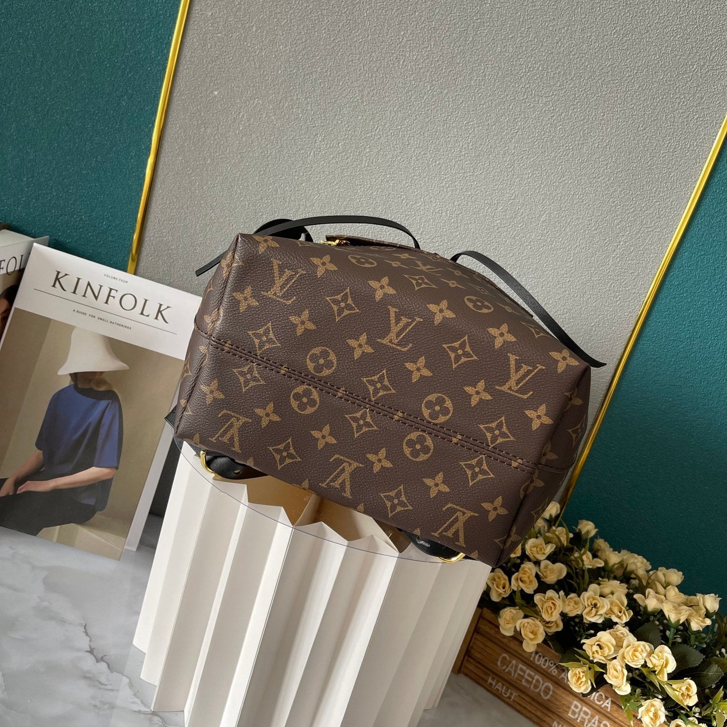 Elite Carryalls