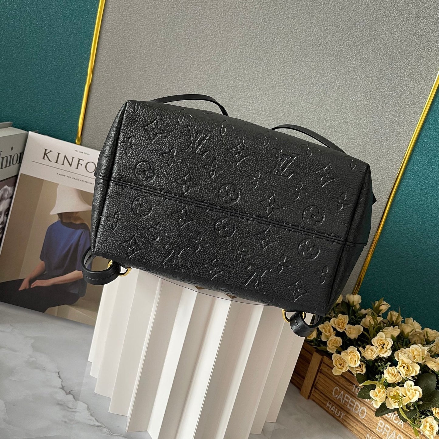 Elite Carryalls