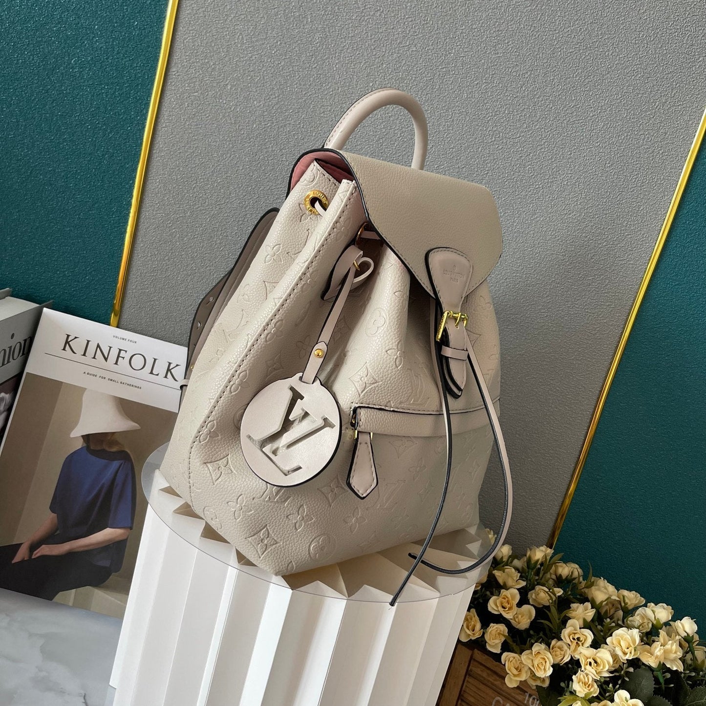 Elite Carryalls