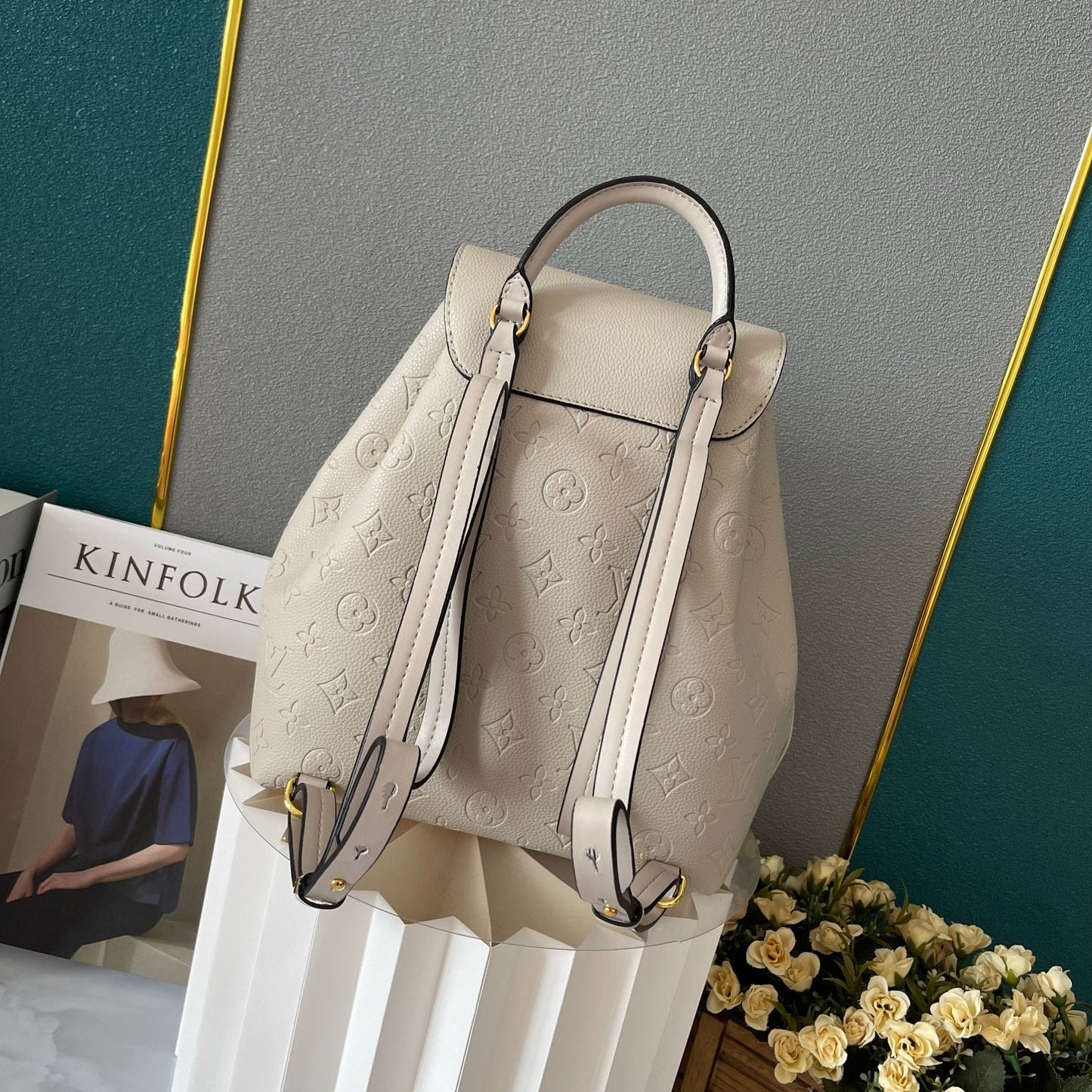 Elite Carryalls