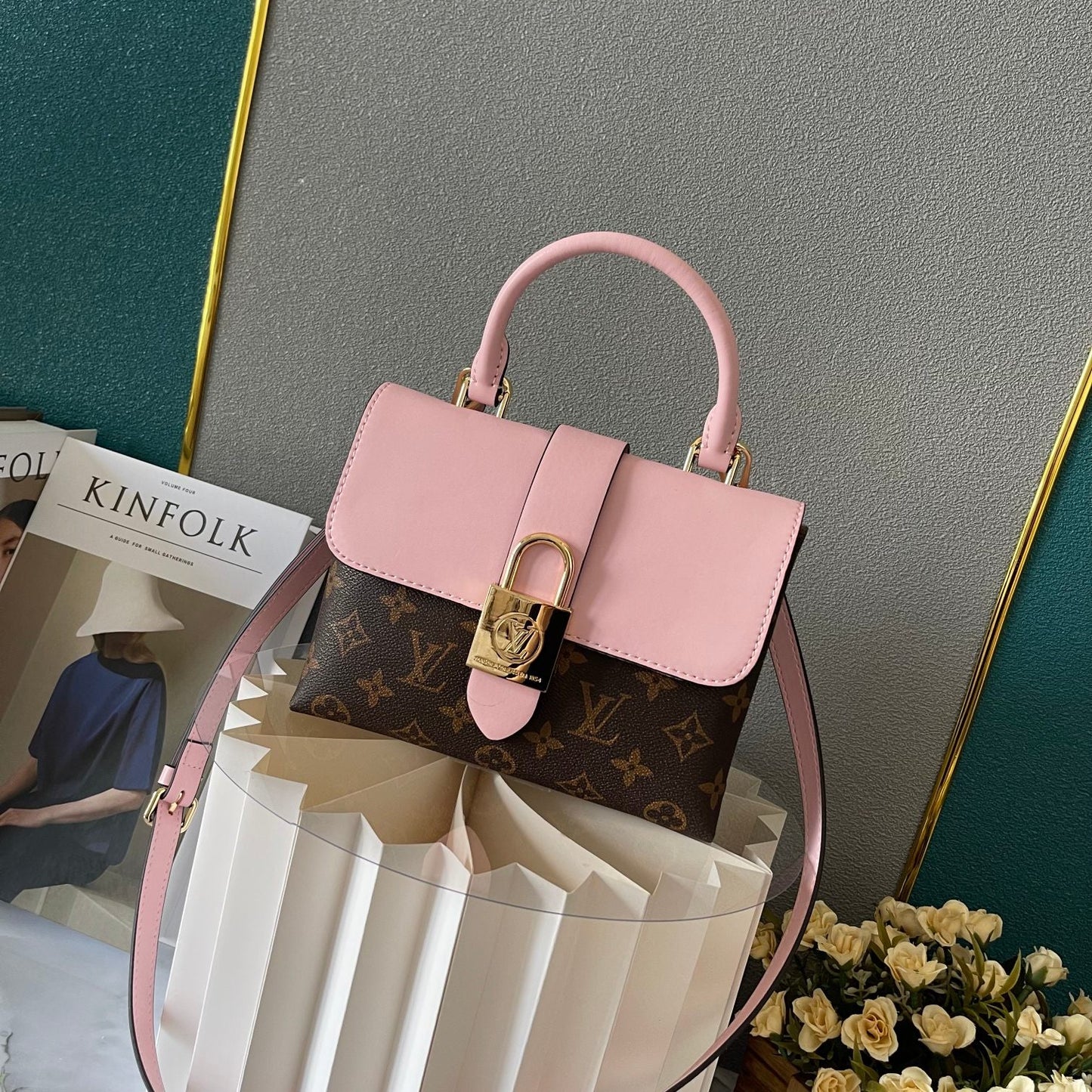 Elite Carryalls