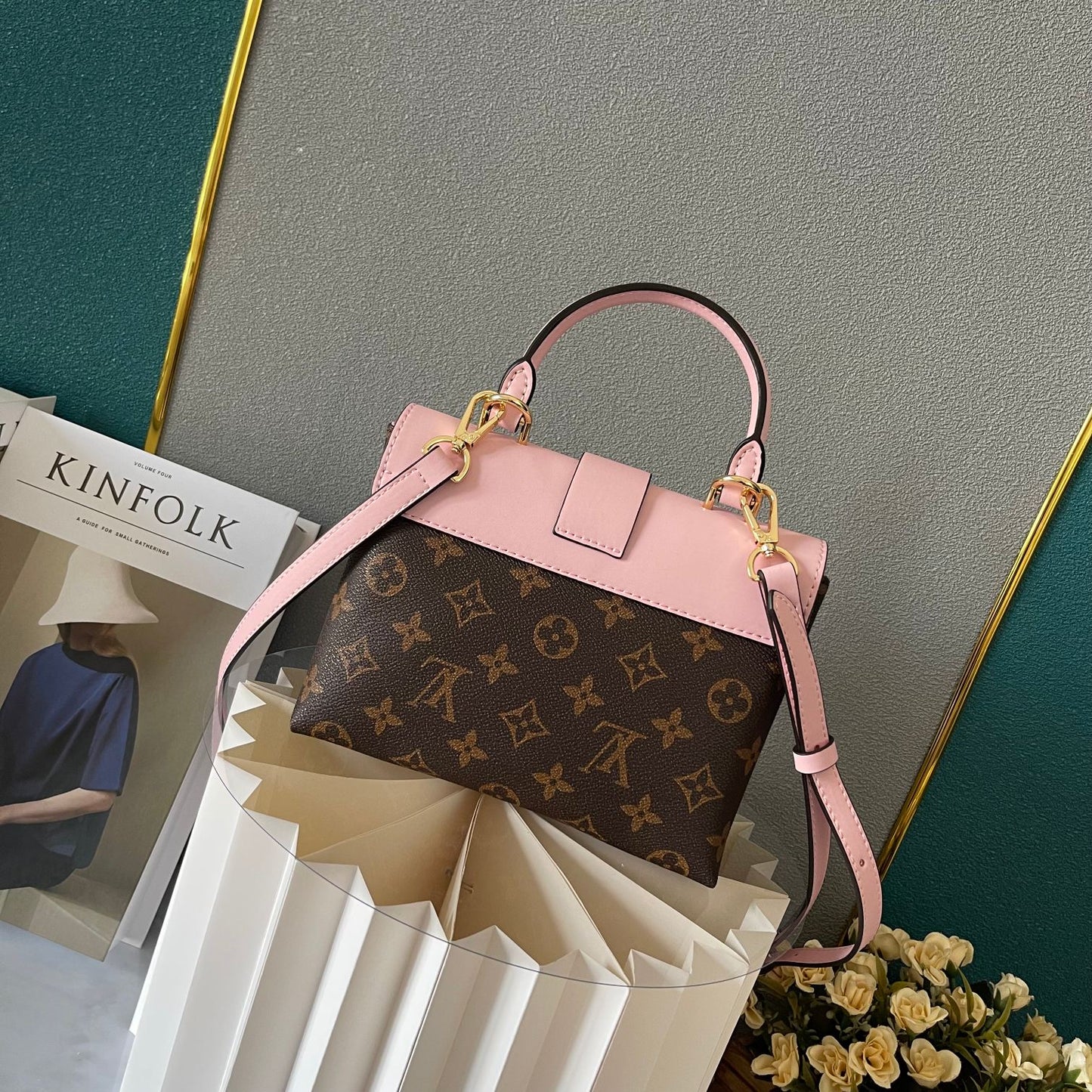 Elite Carryalls