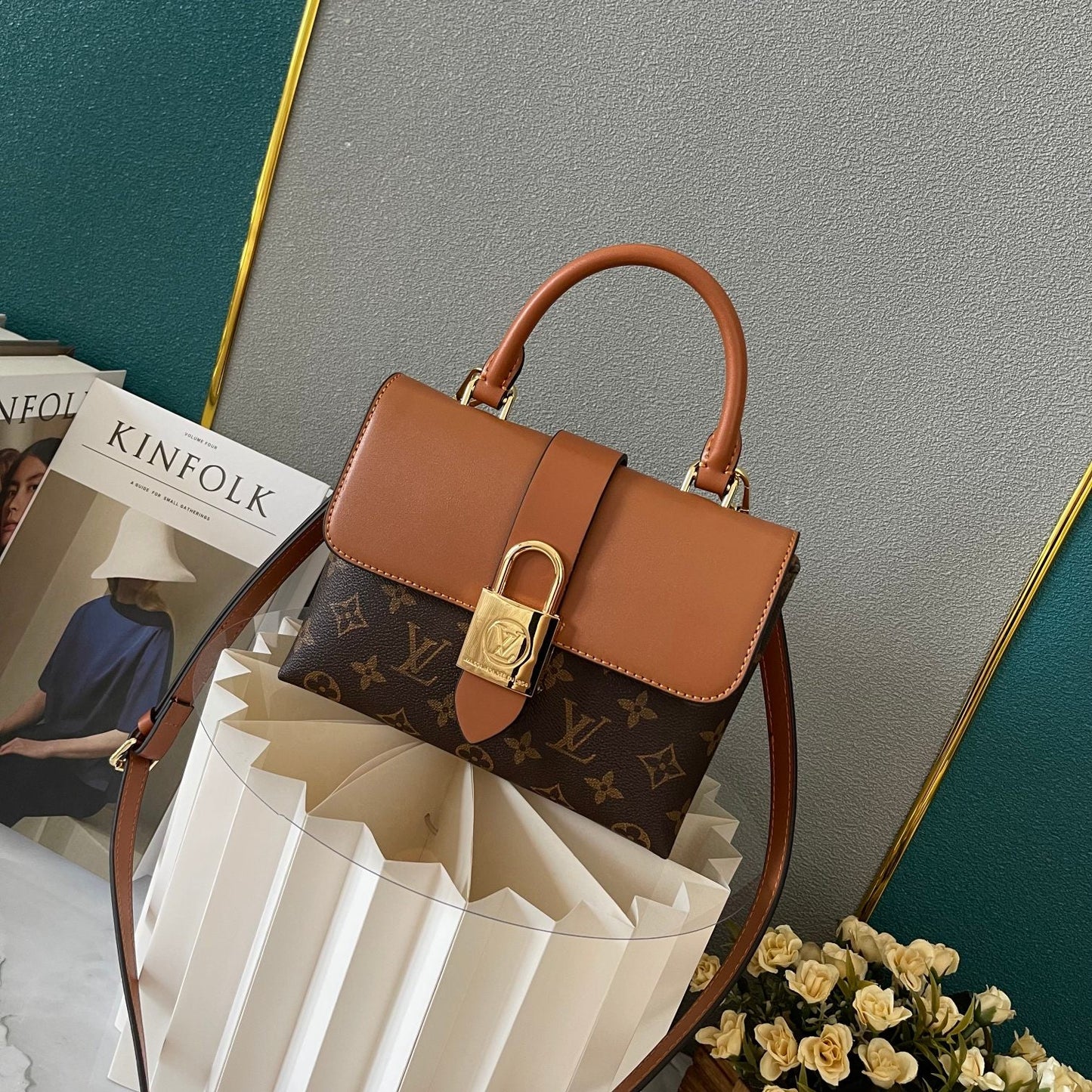 Elite Carryalls