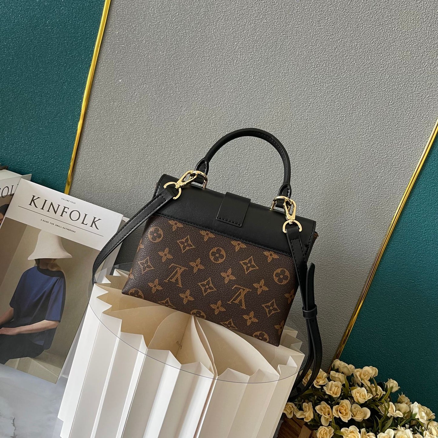 Elite Carryalls