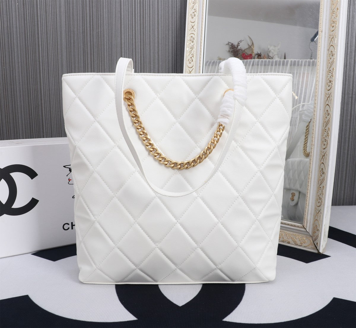 Elite Carryalls