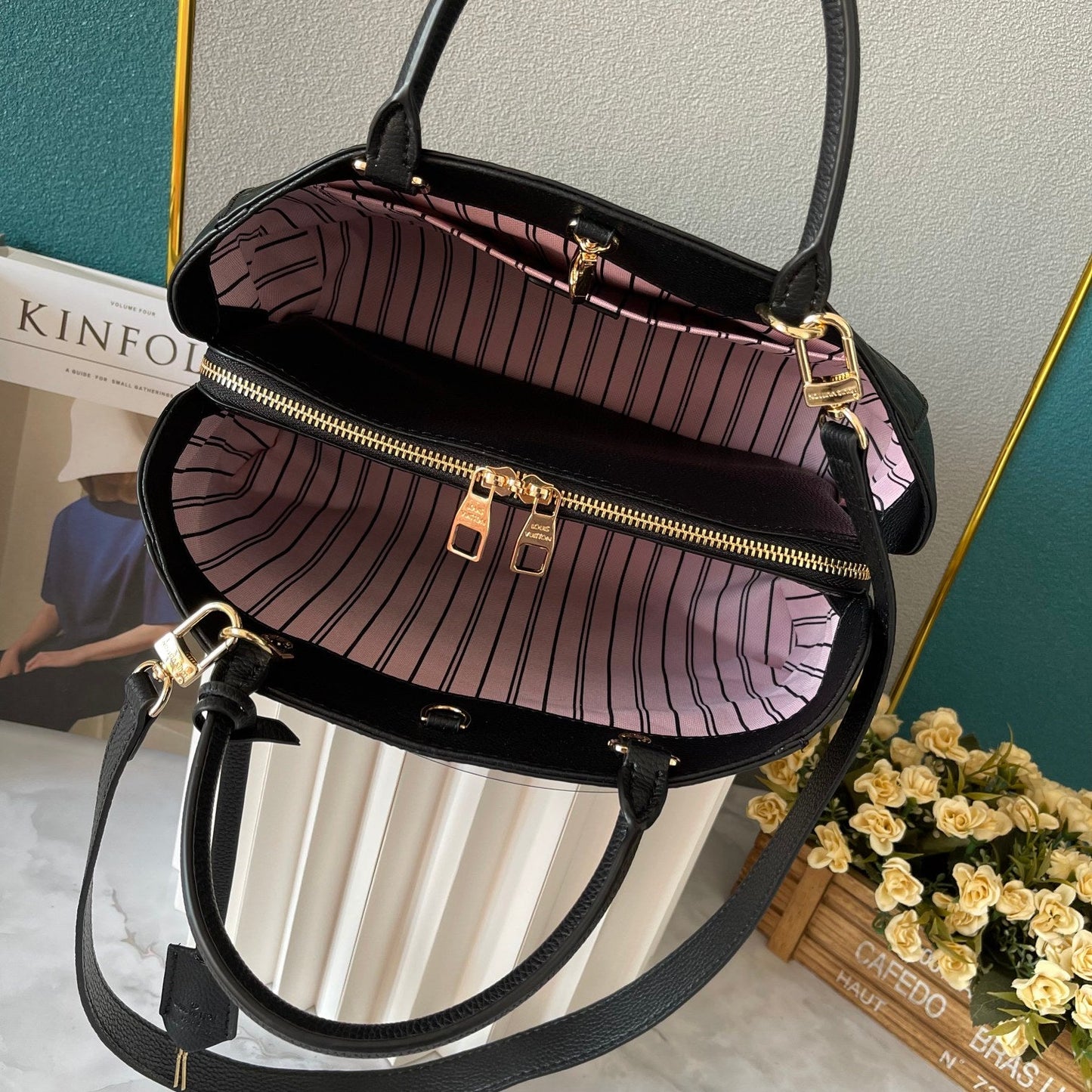 Elite Carryalls