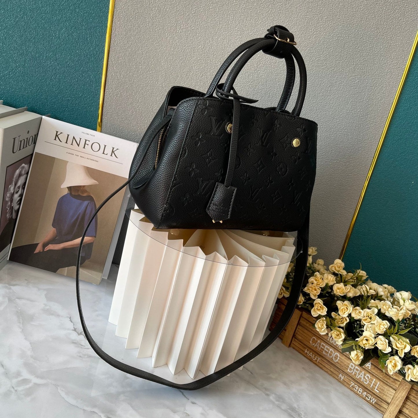 Elite Carryalls