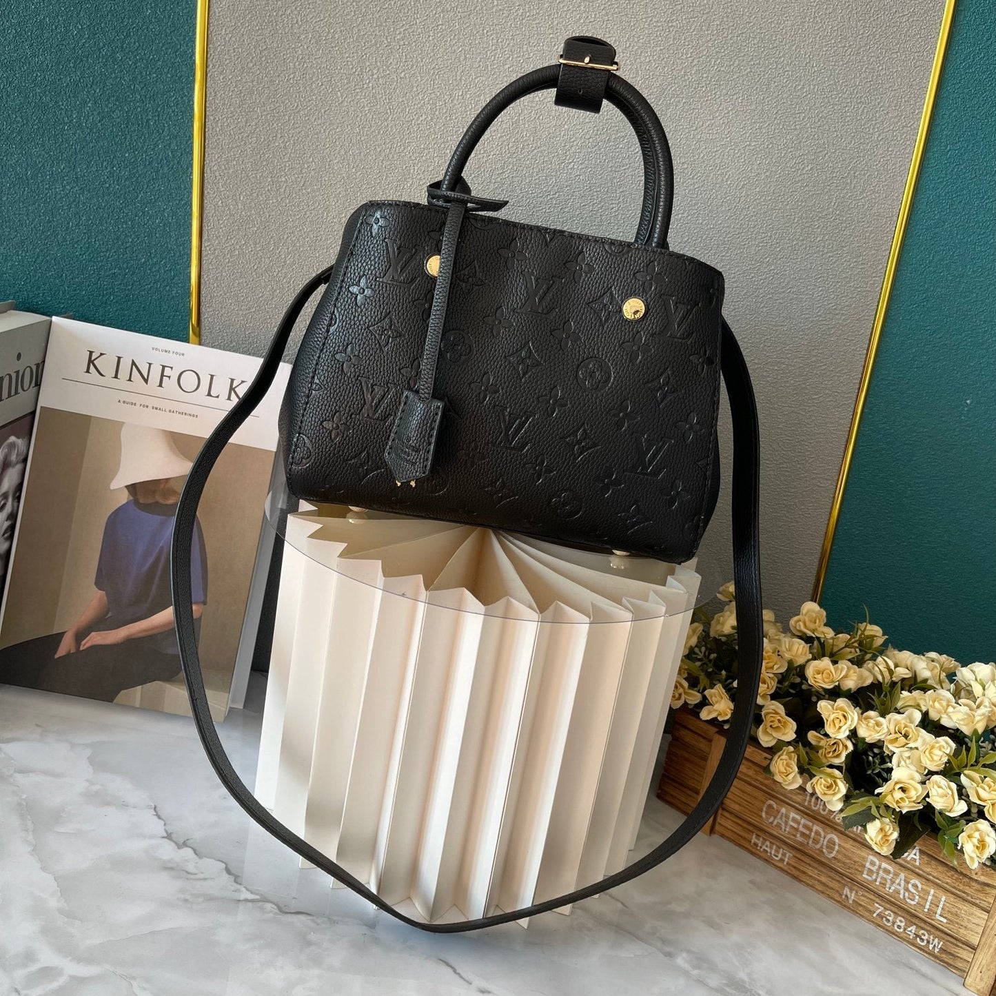 Elite Carryalls