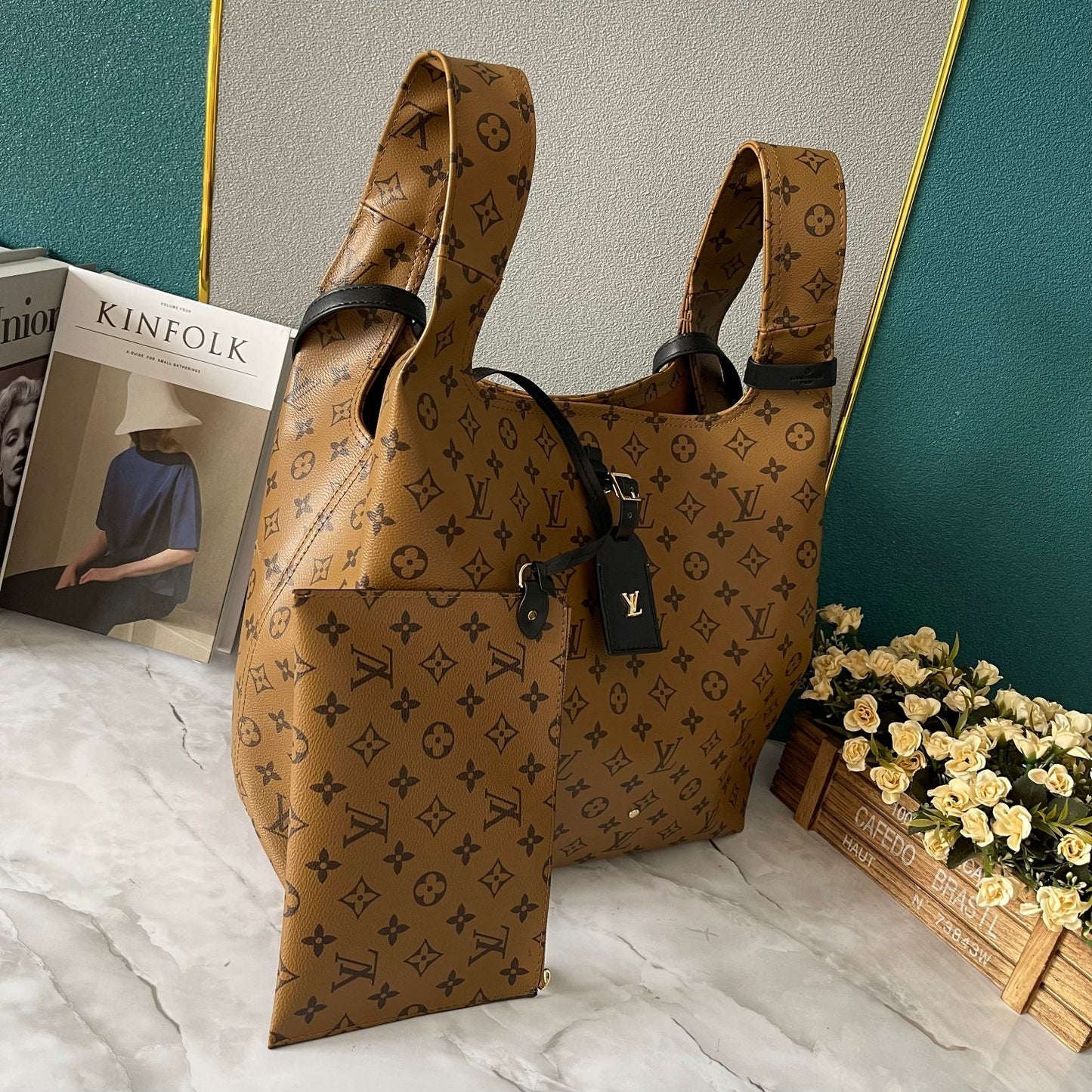 Elite Carryalls