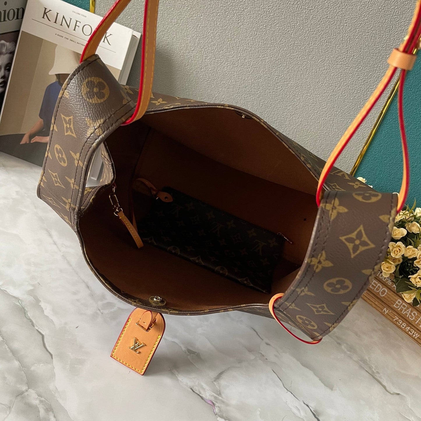 Elite Carryalls