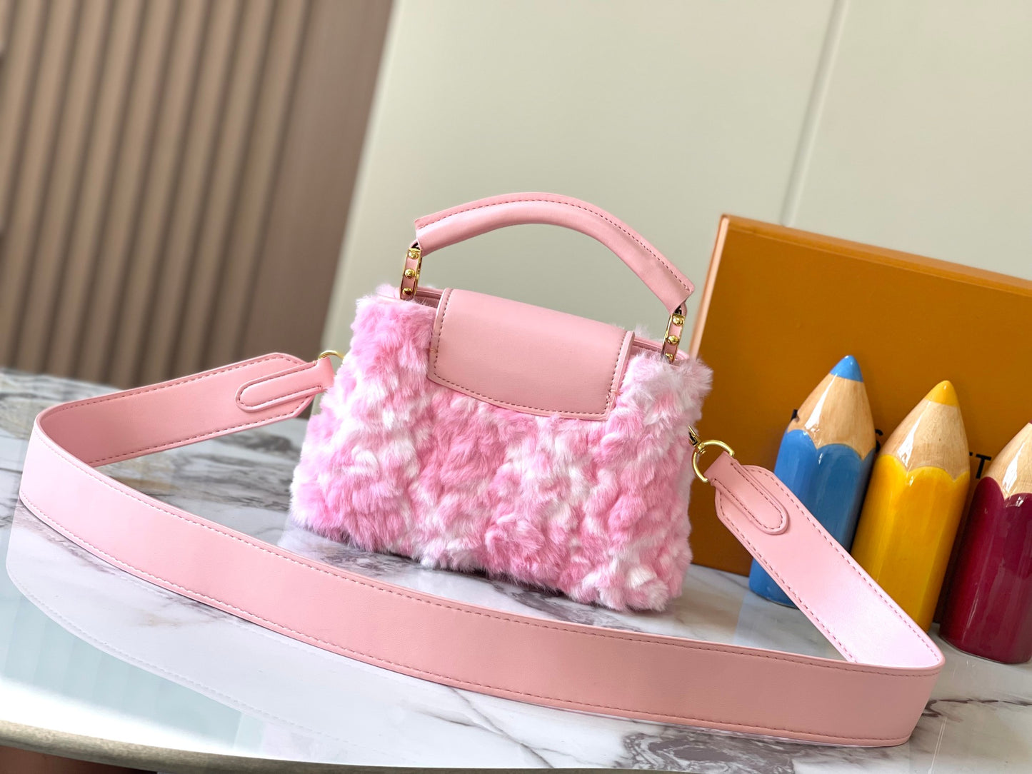 Elite Carryalls