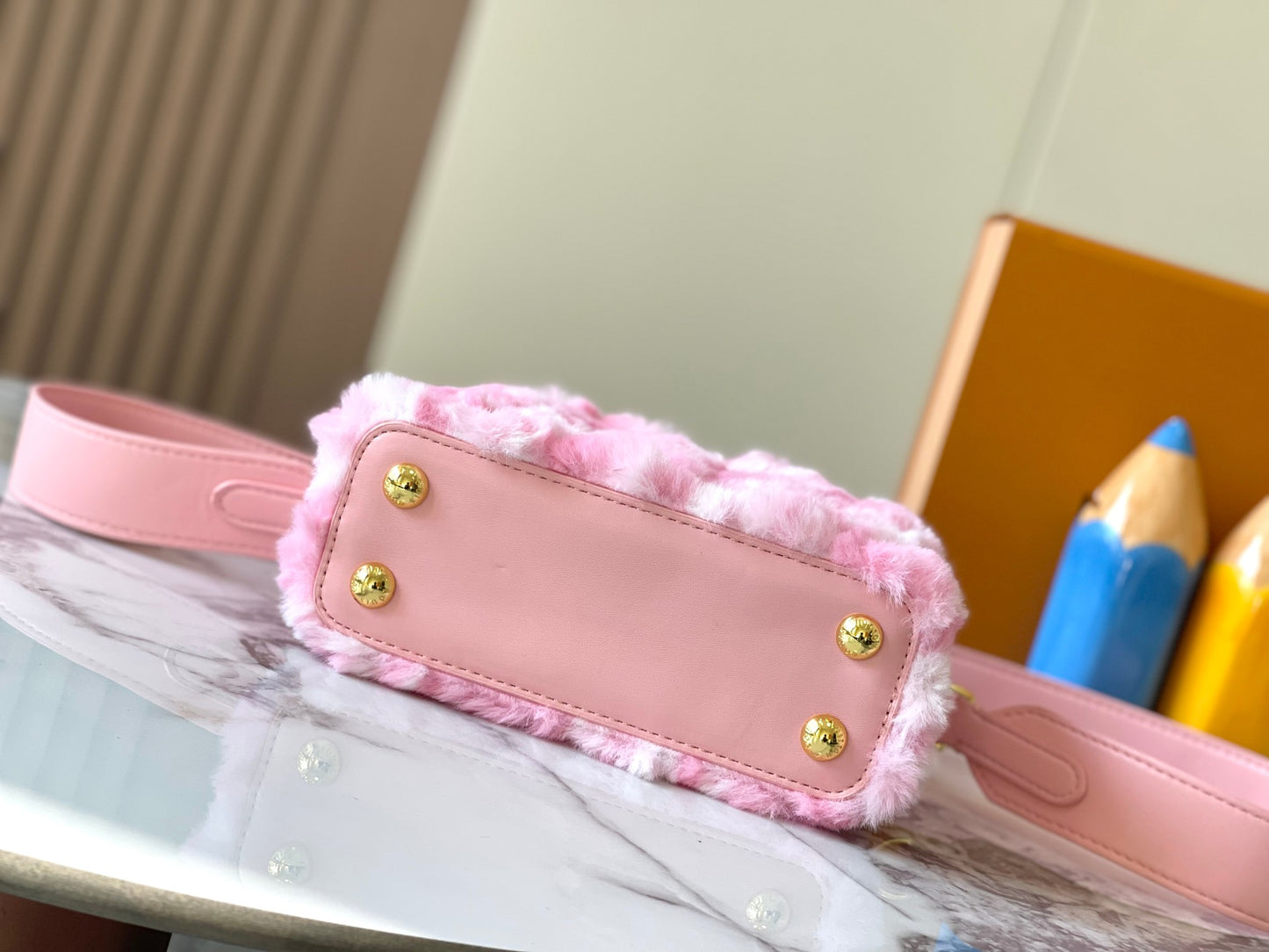 Elite Carryalls