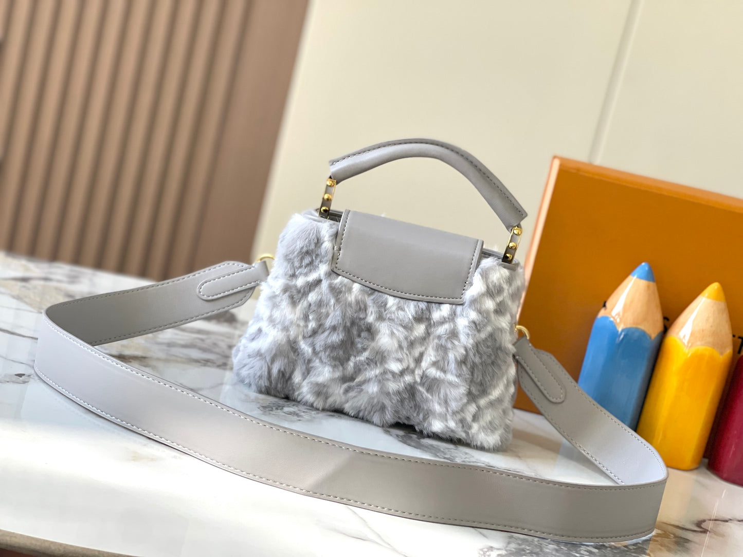 Elite Carryalls