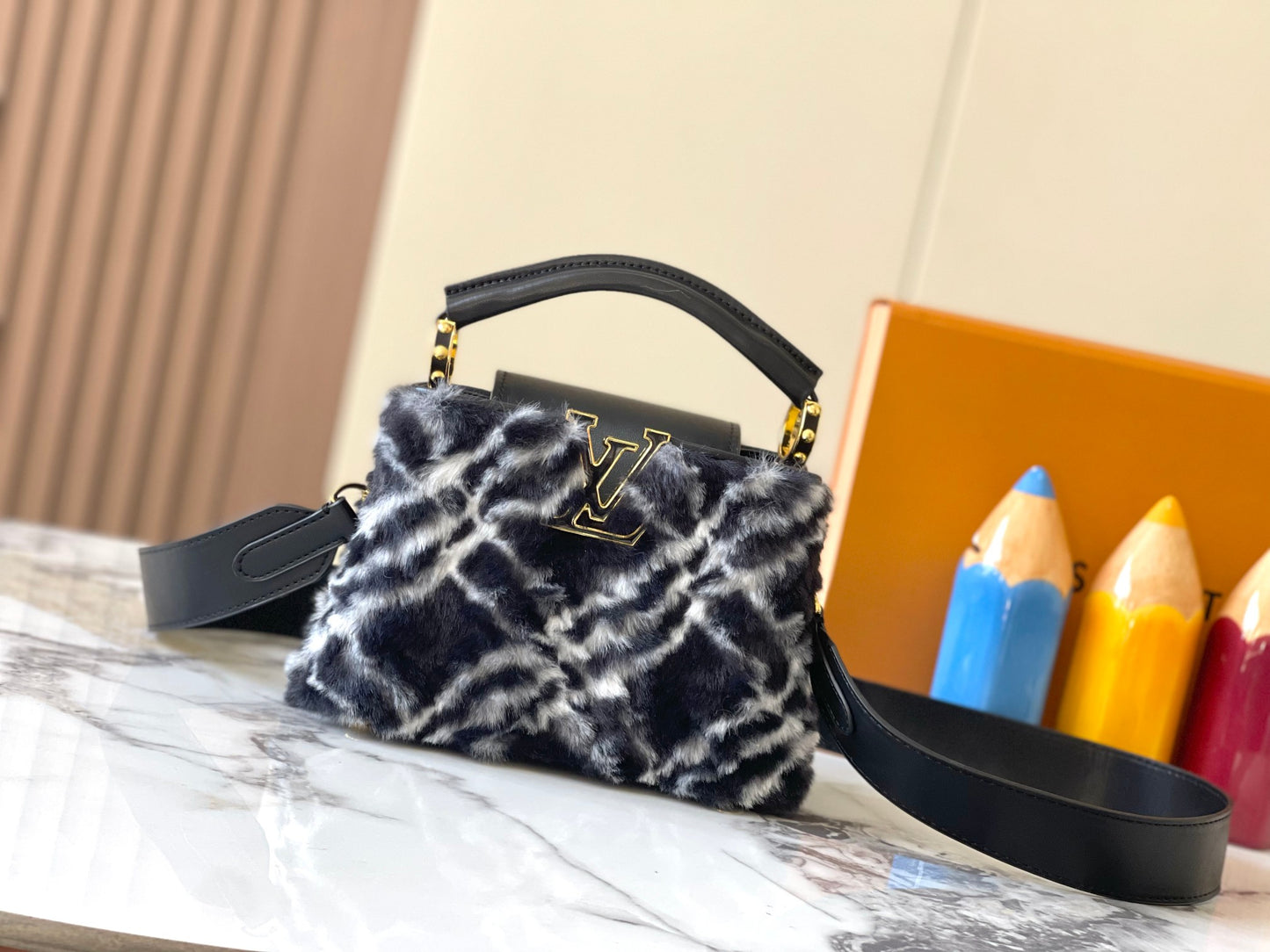 Elite Carryalls