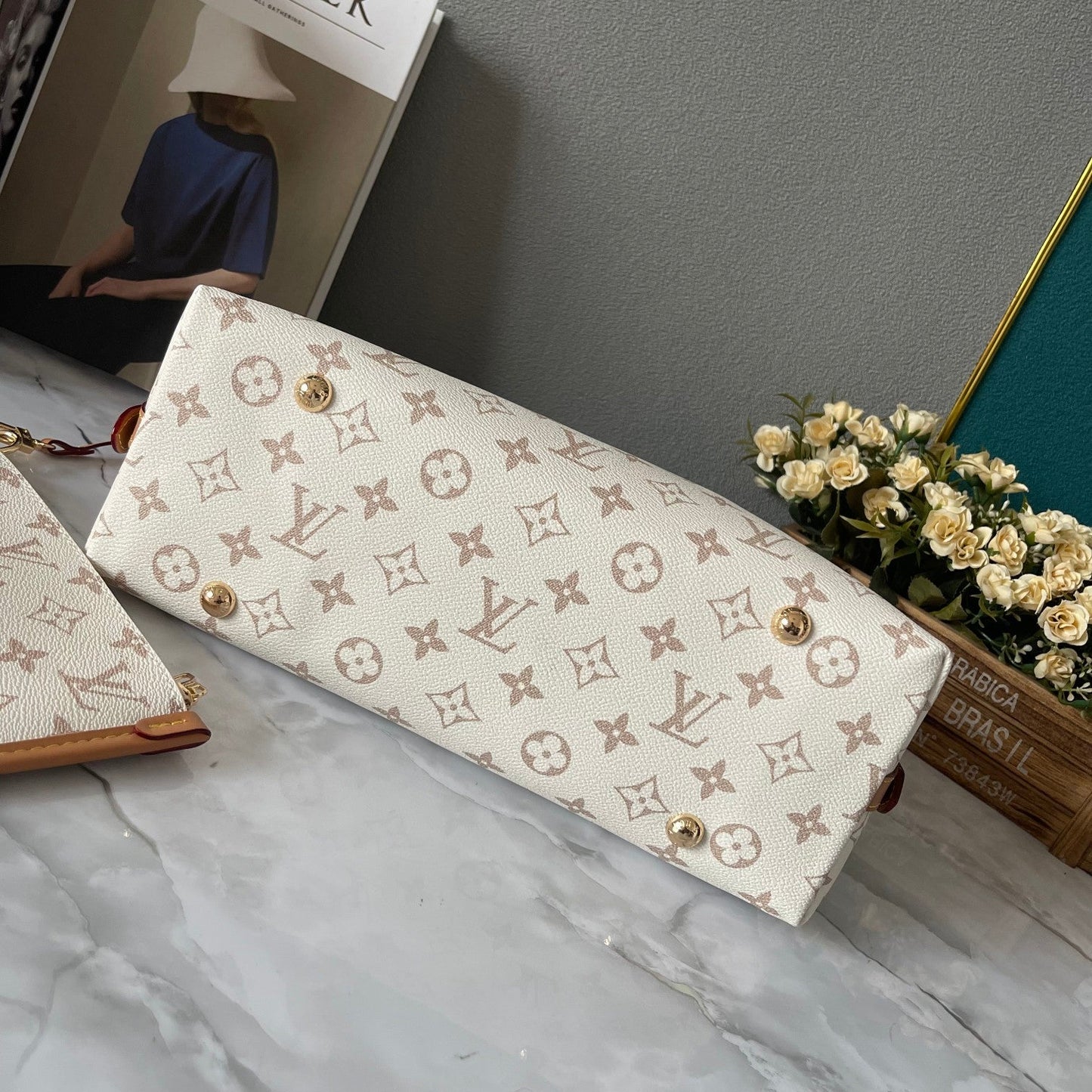 Elite Carryalls