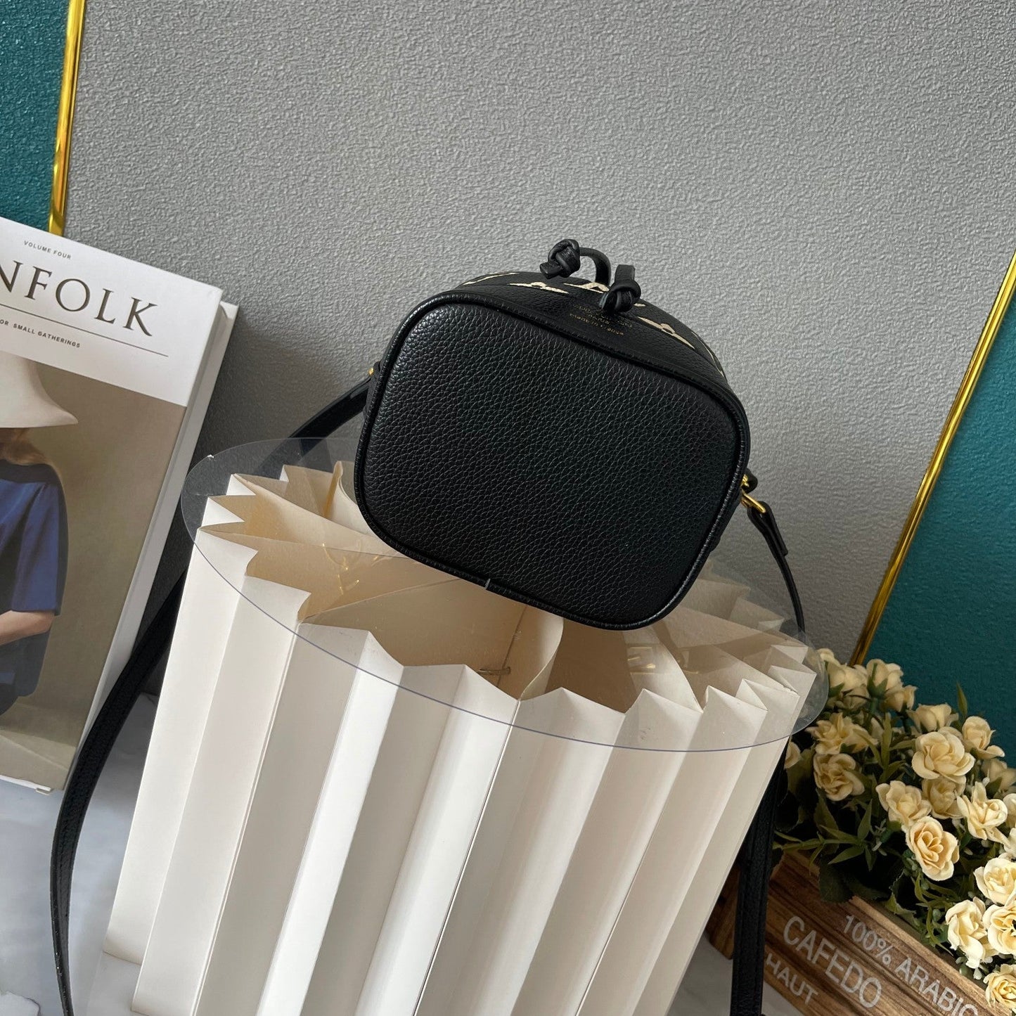 Elite Carryalls