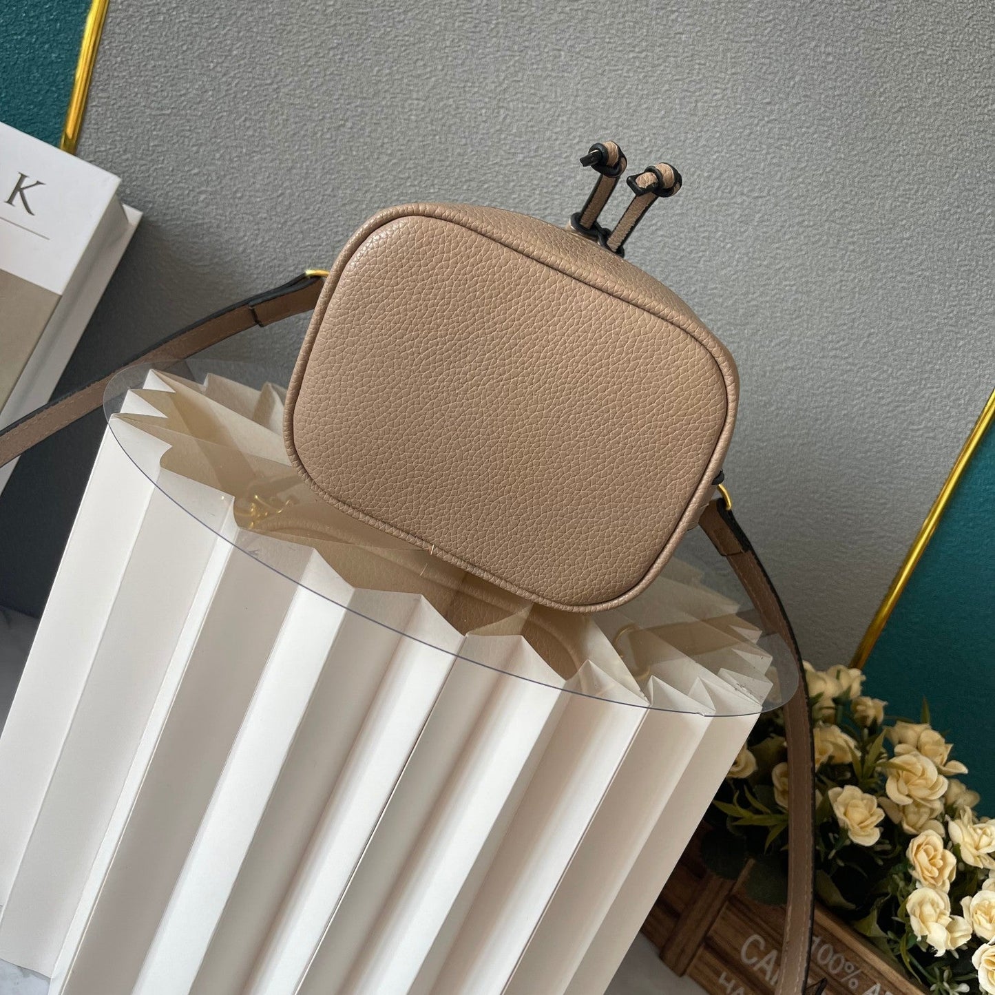 Elite Carryalls